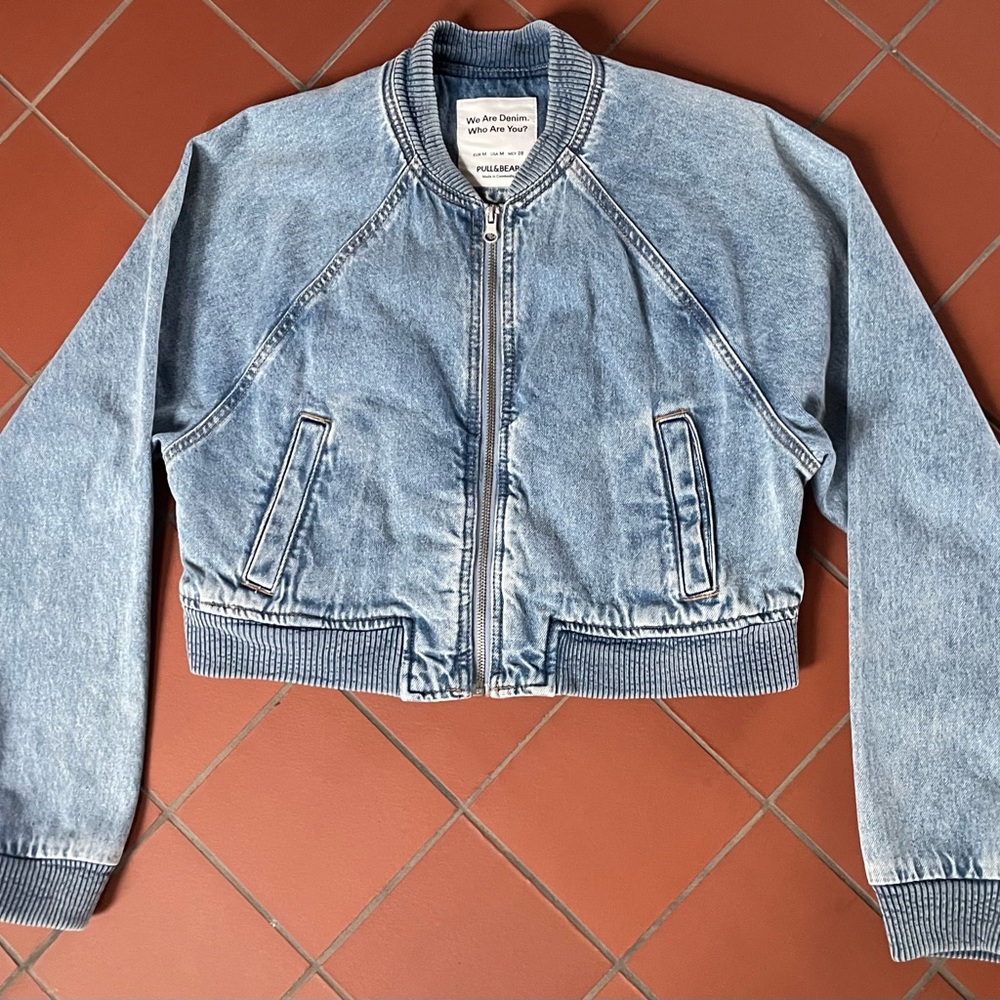 Pull And Bear Lightweight Cropped Denim Bomber Ja… - image 8